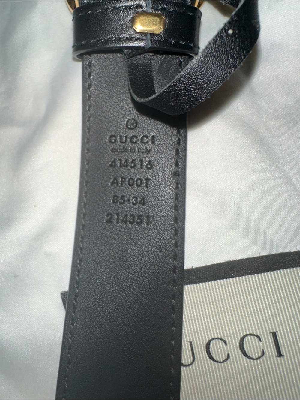 Gucci Marmont Black Leather Belt with Gold Interlocking GG Buckle - Picture 2 of 16